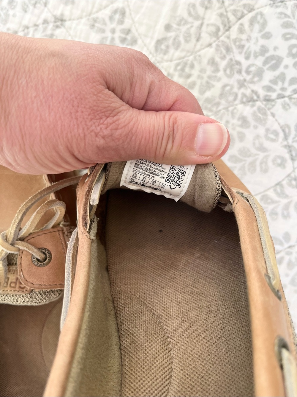 8 Sperry Women’s Angelfish Tan Leather Boat Shoes - Classic Two-Eye Moccasin - Picture 8 of 8